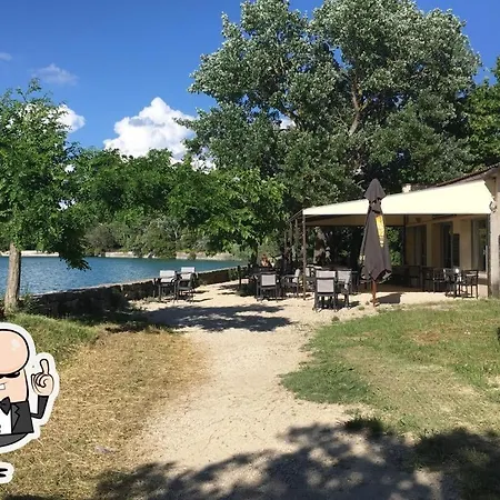 De L'embuissonnade Montfuron