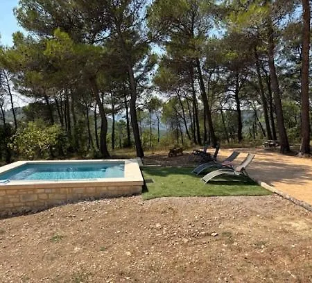 De L'embuissonnade 펜션 Montfuron