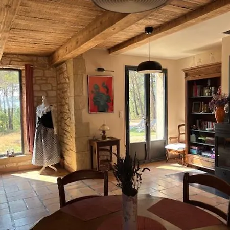 De L'embuissonnade 펜션 Montfuron