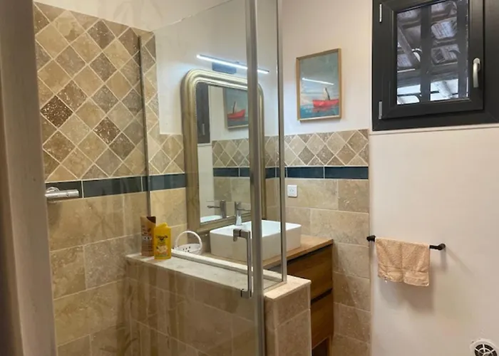 De L'embuissonnade Semesterbostad *