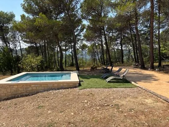 De L'embuissonnade Semesterbostad Montfuron